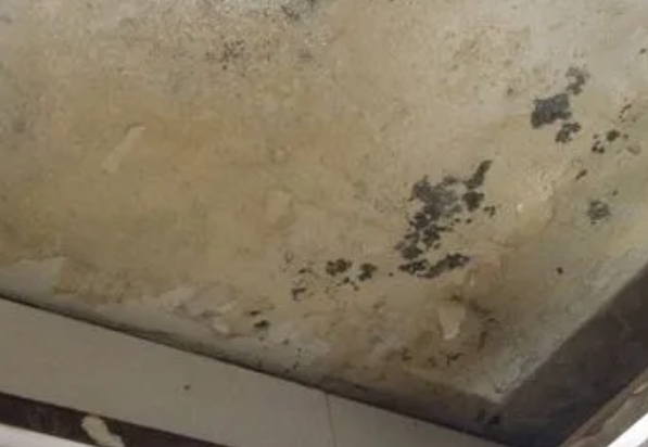 麻栗坡阳台漏水维修公司分享下麻栗坡卫生间渗水维修需要注意哪些问题。